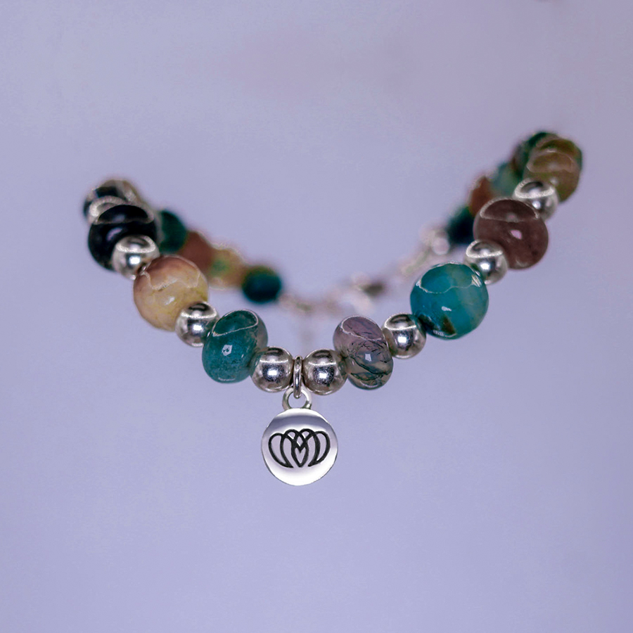 Brazalete Vía Láctea de ágata verde artesanal con ágata café, ágata India y plata 925 para equilibrio y conexión energética