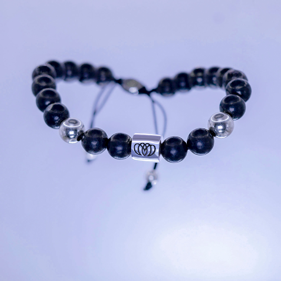 Brazalete Orión de obsidiana artesanal con plata 925 para protección energética, claridad y transformación interior