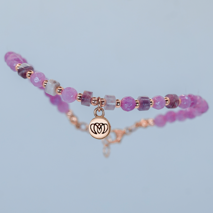 Brazalete Acropora de fluorita con detalles en oro colección marina