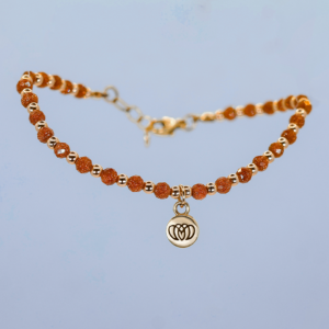 Brazalete Arenela de venturina dorada con detalles en oro Colección Marina