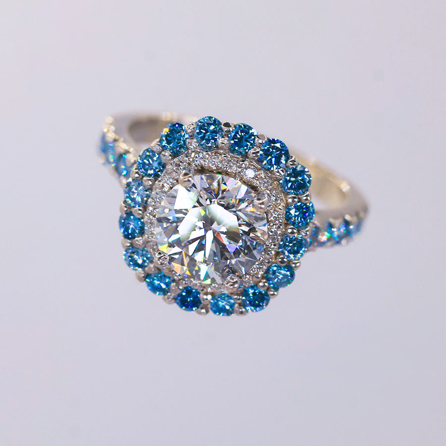 Anillo de oro blanco 14k con diamantes diseño elegante Winter White