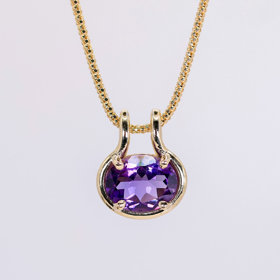 dije de amatista oval en oro 14k
